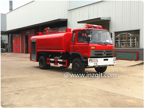 東風(fēng)153消防灑水車 IMG_1050.JPG