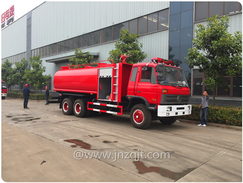 東風(fēng)后雙橋消防灑水車 IMG_1696.JPG