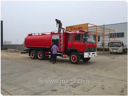 東風(fēng)后雙橋消防灑水車 IMG_1707.JPG