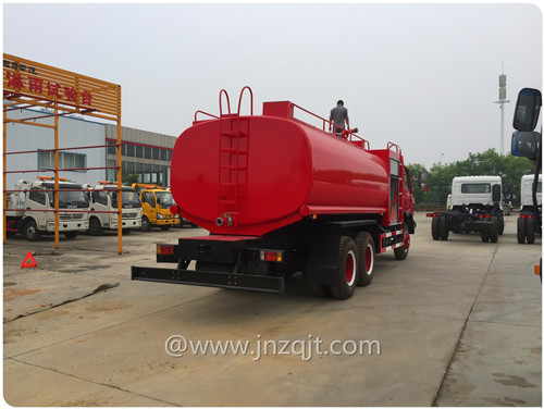 東風(fēng)后雙橋消防灑水車 IMG_1711.JPG