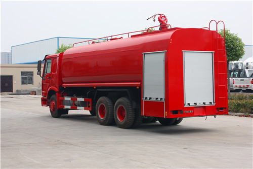 重汽26噸消防灑水車 IMG_6637.JPG