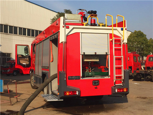 重汽5噸水罐消防車 微信圖片_20171209090040.jpg