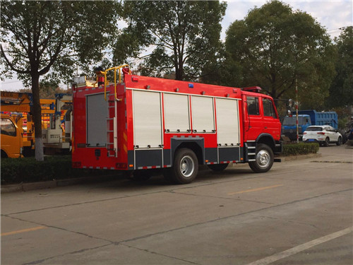 東風(fēng)153水罐消防車 微信圖片_20171209100124.jpg