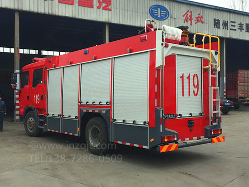 重汽T5G5噸消防車 微信圖片_20180102131554.jpg