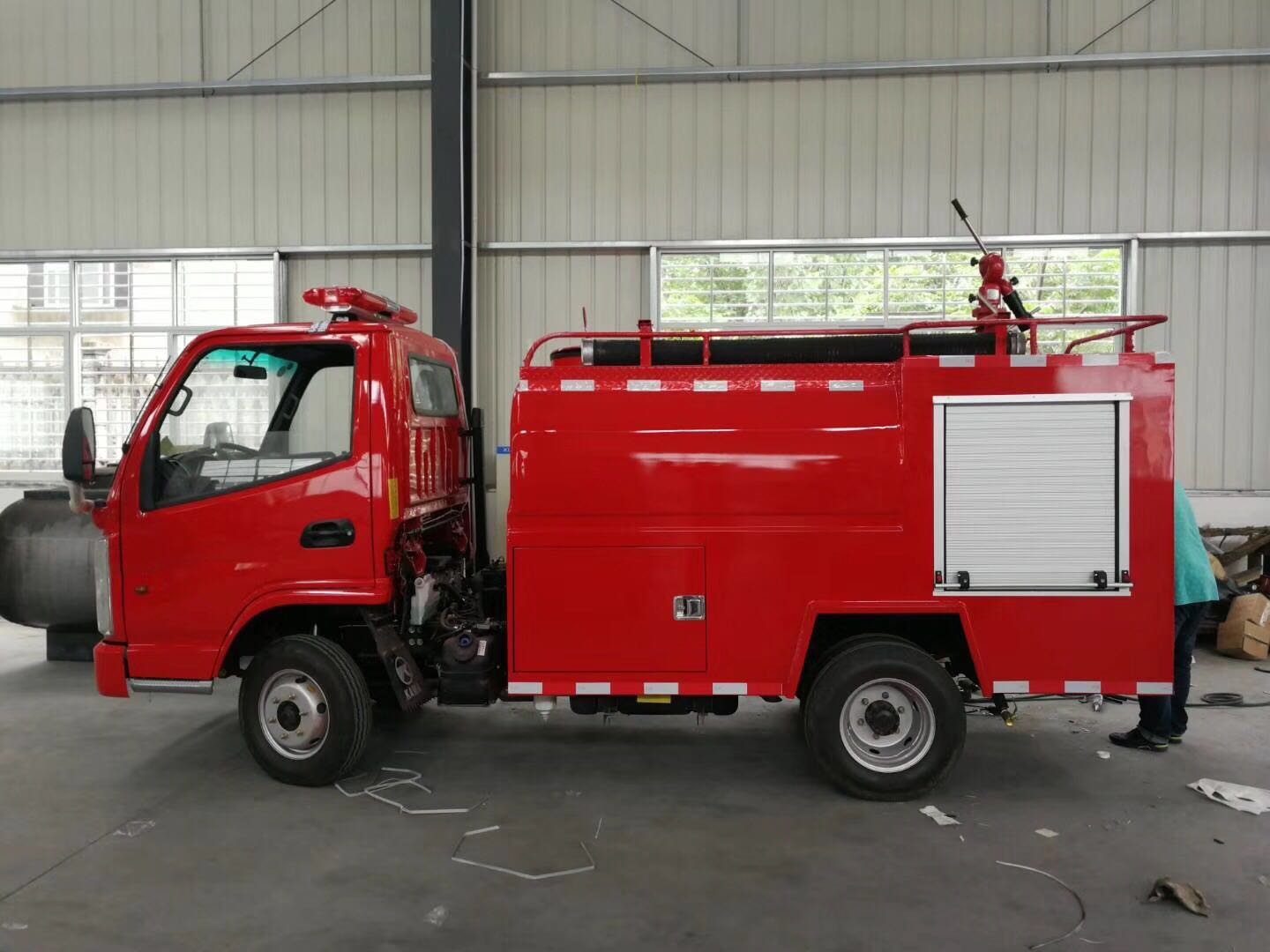 東風(fēng)多利卡消防灑水車 365199586313045656.jpg