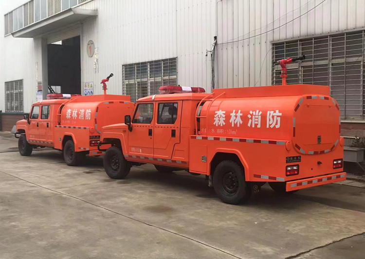 四驅(qū)森林消防車圖片jpg cb343e4325c521bcc7af3a7ce9ad574.jpg