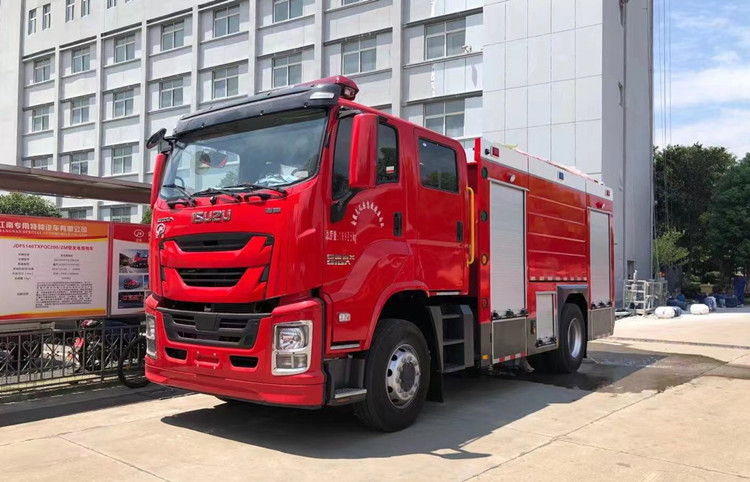 中型五十鈴消防車圖片jpg A36B1FC863F534FE90715569004B120B.jpg