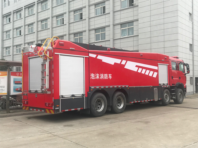 國(guó)六消防車jpg 17468D4EAA4A0E674D333D627B85E5DE.jpg